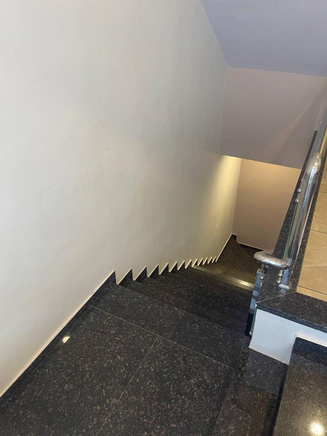 Hotel Nilkanth Navsari Exterior photo